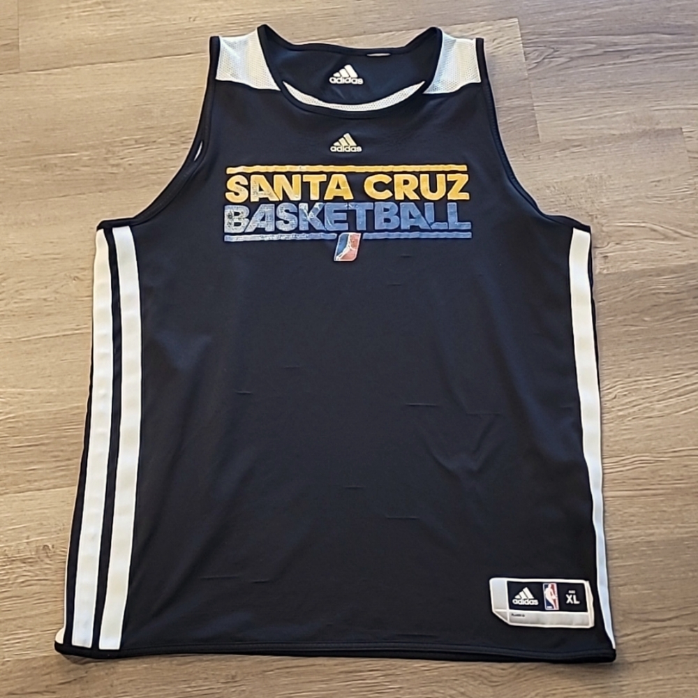 Adidas Santa Cruz Warriors reversible D League summer league XL + 2 jersey.